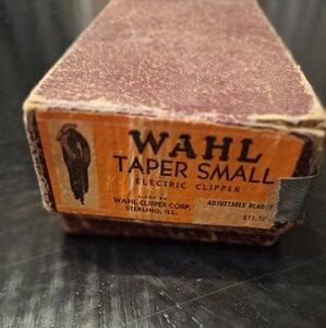 Vtg  WAHL TAPER SMALL CLIPPER IN ORIGINAL BOX W/ extra clip on comb